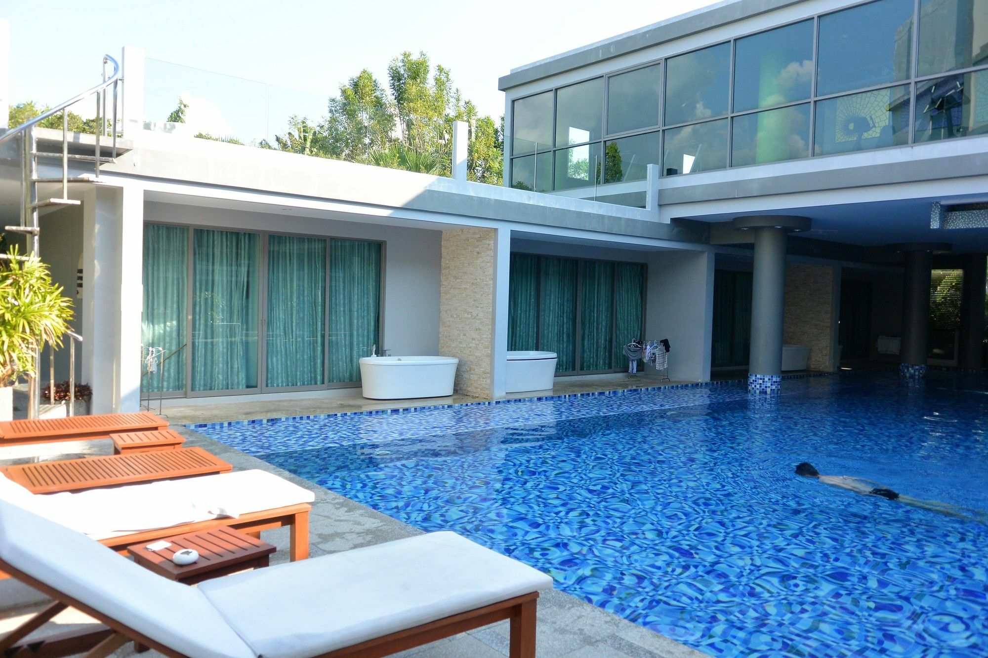 Apartamento The Regent Bangtao Phuket Exterior foto